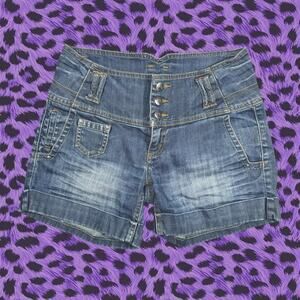 Hipster mid 2000s denim shorts